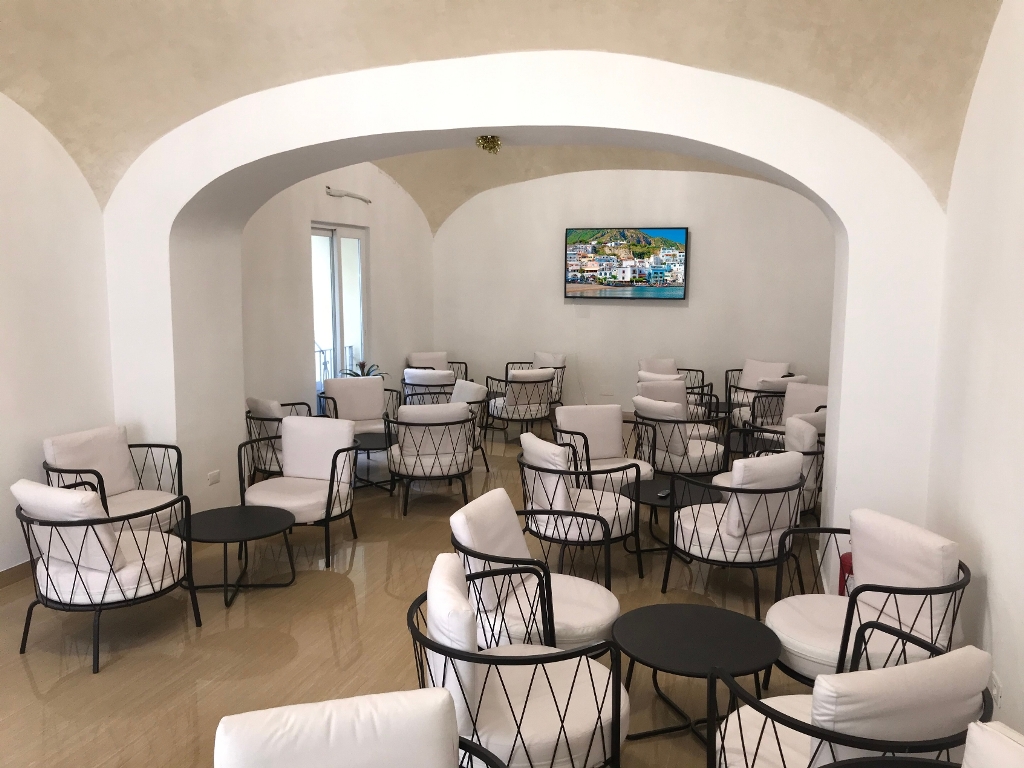 Speciale Giugno Hotel Bristol Ischia vacanza tra mare spiaggia e cure termali